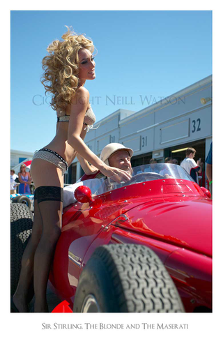 Illustration for article titled The World's Greatest Photo of Stirling Moss just Got Greater